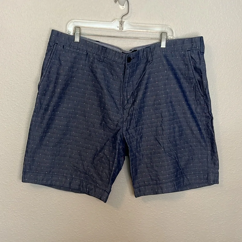 Tommy Hilfiger Custom Fit Chambray Short Size 42